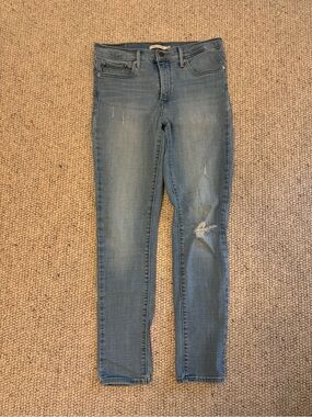 Levi’s “Shaping Skinny” Light Blue Distressed Women’s Jeans